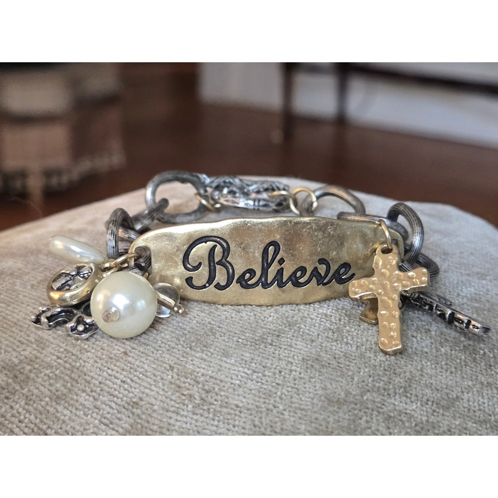 Believe Charm Bracelet Silvertone Cross Religious Christianity